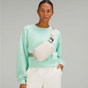 NEW WITH TAGS lululemon cream fleece everywhere belt bag